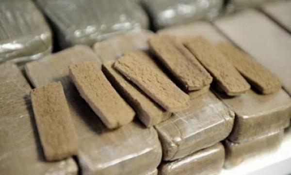 محكمة الصويرة تدين شبكة مخدرات يتزعمها "دركي" متقاعد بـ22 سنة سجنا